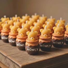 50 Recuerdos De Winnie Pooh Para Baby Shower, Con Aroma A Miel, Incluye Tarjeta Y Bolsita, Vela